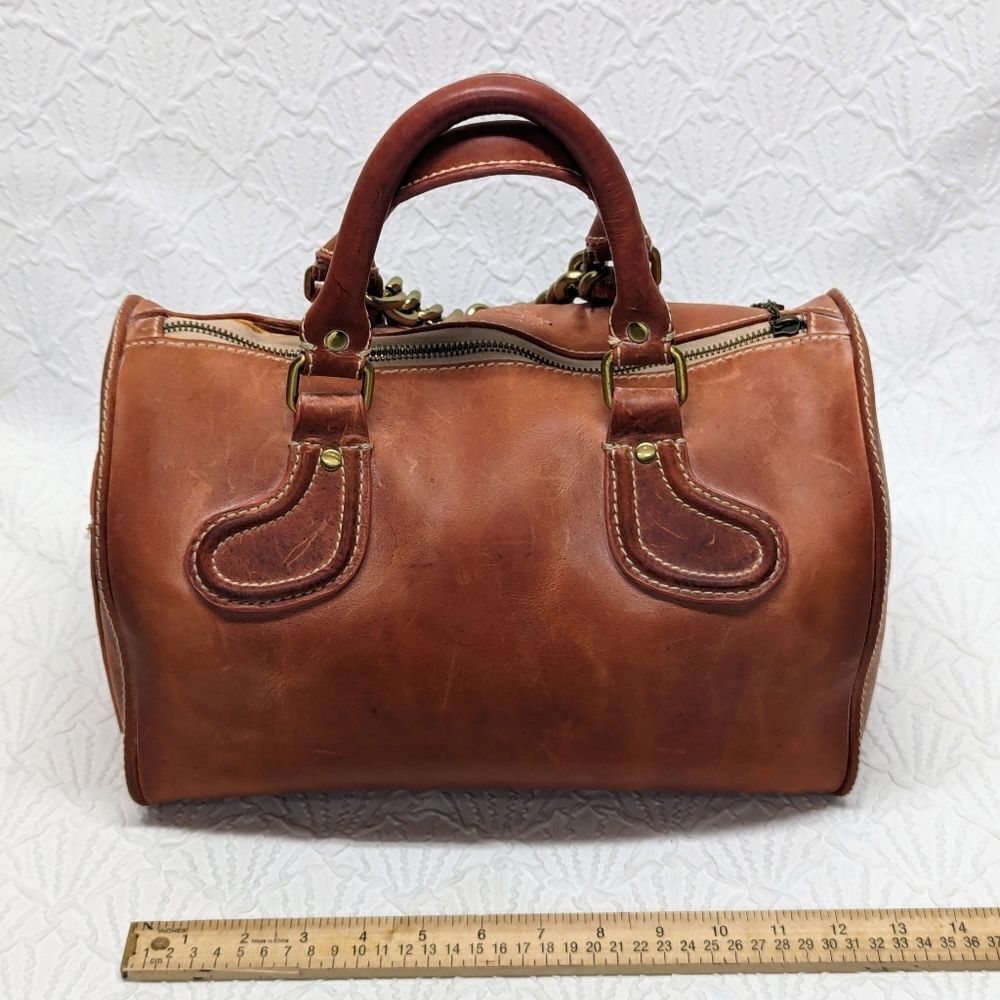 GAYA | Leather Chain Satchel - Picture 8 of 12